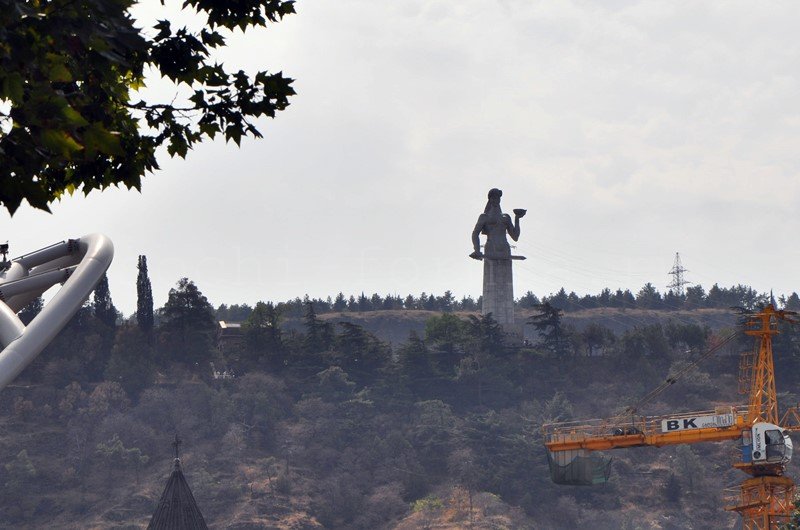 Statuya Tbilisi